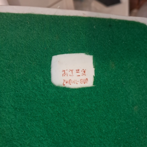 Rare Vintage Chinese Hand Painted Lovers Porcelain Statue of Emperial Man Woman - Picture 11 of 12